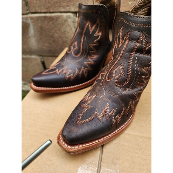 Ariat Dixon Brown Distressed Leather Ankle Cowboy Western Boots Womens Sz 7.5B - Picture 14 of 14